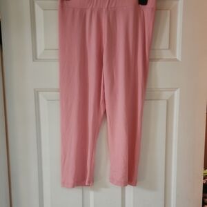 Simply Southern Light Pink Capri Leggings New With Tags.